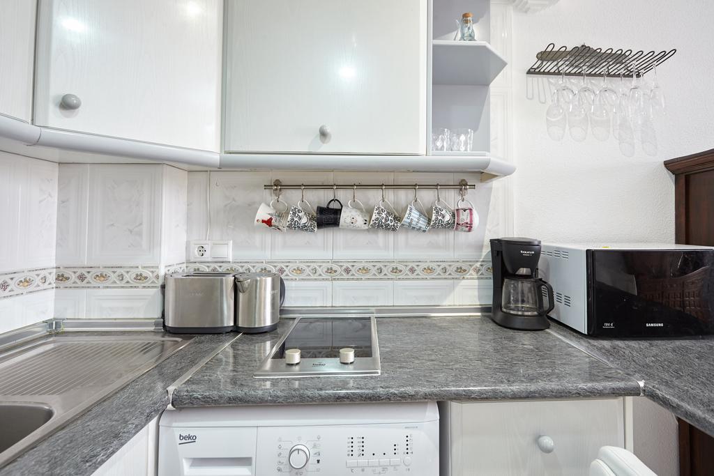 Lenas Apartments Pedro Lorca Torrevieja Exteriör bild